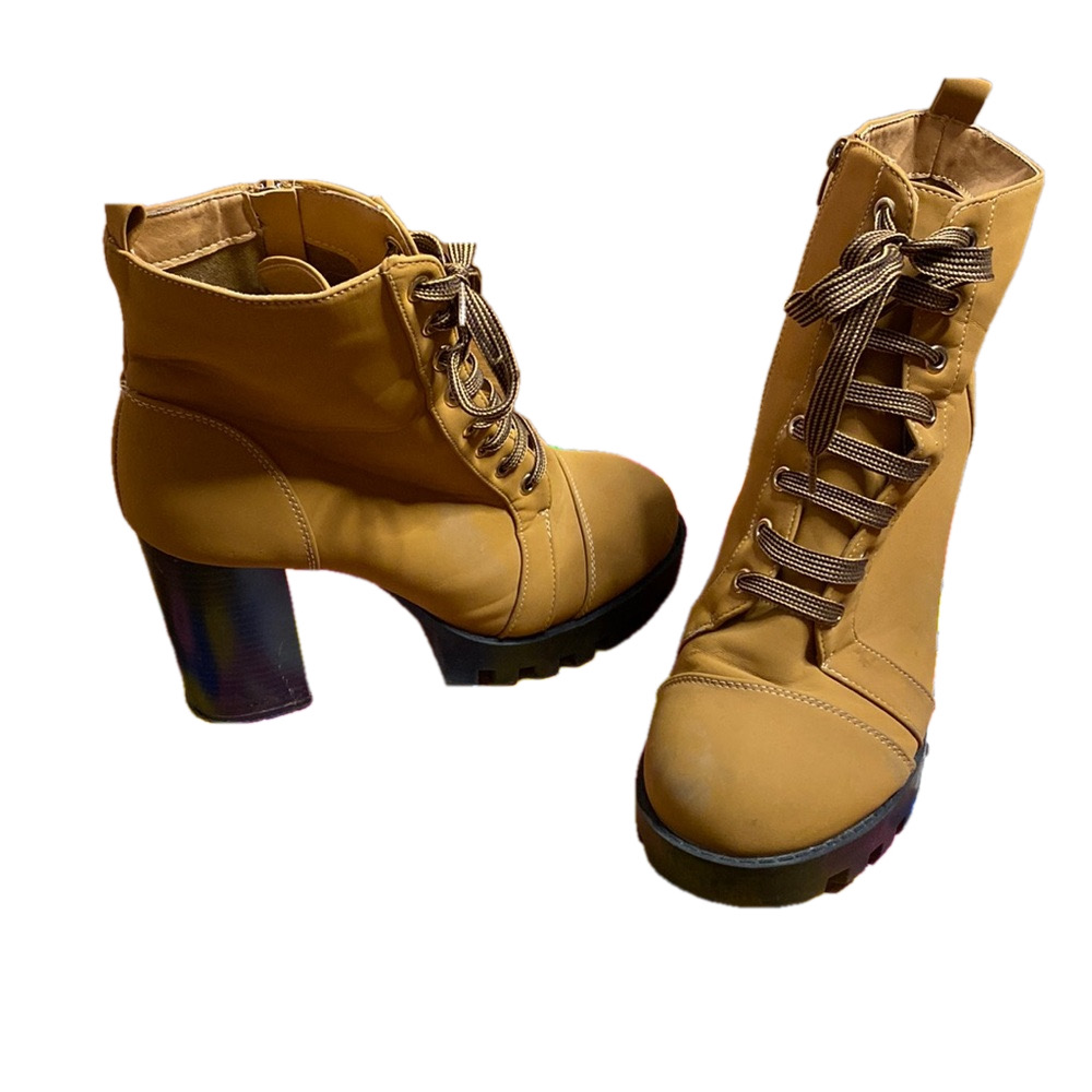 🌹 Block Heel Lace Up Construction Ankle Boots 🌹